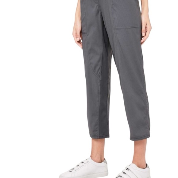 Lululemon Grey mid rise cropped Dance Studio - Picture 4 of 15